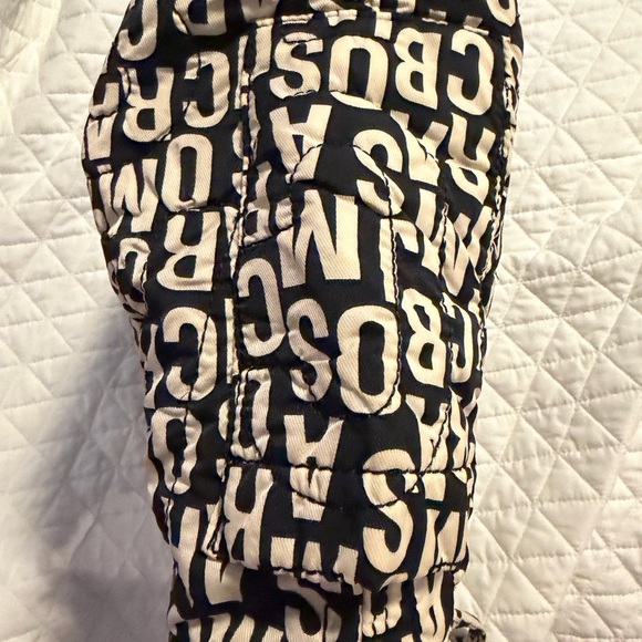 Marc Jacobs Monogram Black and Cream Tote GUC - Picture 4 of 9